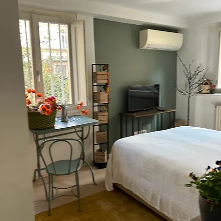 Loft Crimea Con Patio * Turin