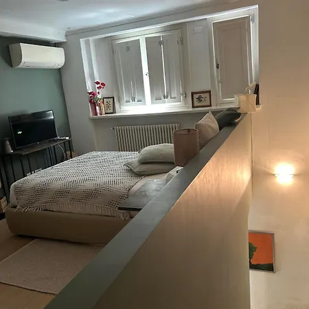 Lägenhet Loft Crimea Con Patio Turin