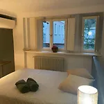 Apartment Loft Crimea Con Patio Turin